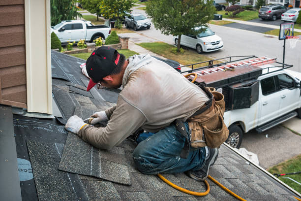 Professional Roofing technician working in Rosemont, CA